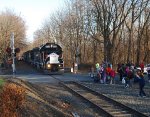 DDRV 2006 slows for its stop at the Warren Street grade crossing